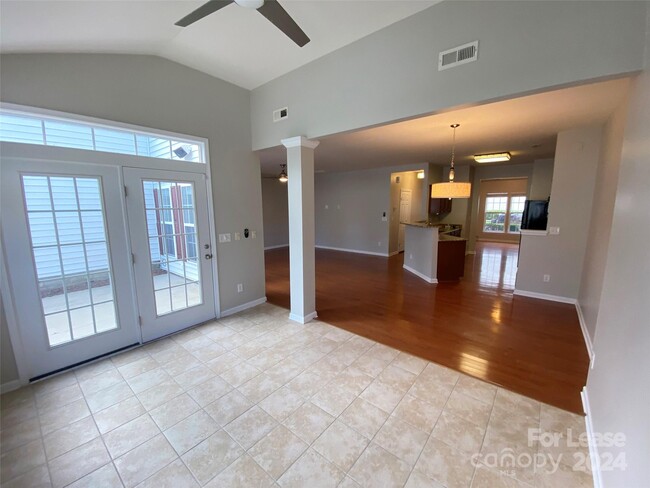 Building Photo - 12053 Windy Rock Way