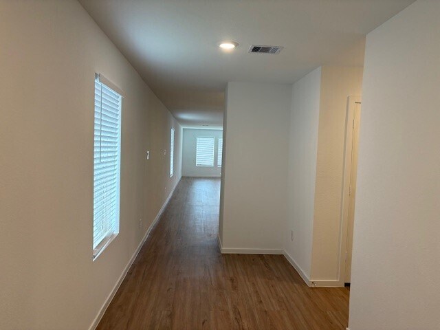 Building Photo - 3017 Pensacola Dr