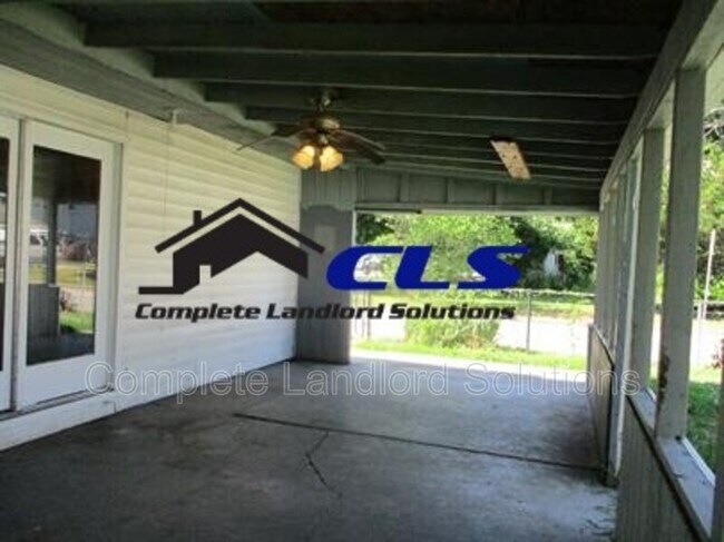 Foto del edificio - 2235 N 28th St