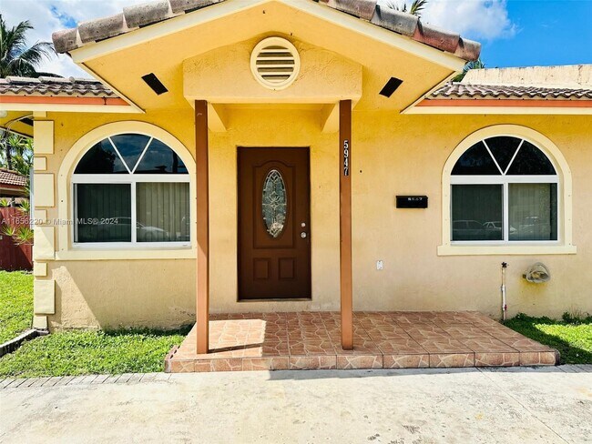 Building Photo - 5947 NW 38th St