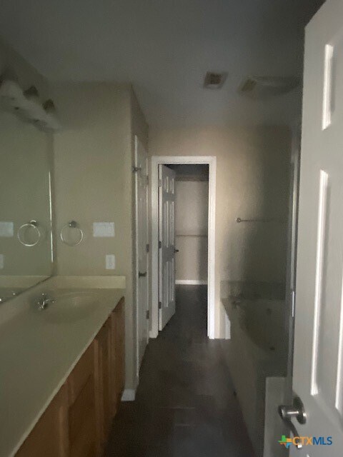 Building Photo - 3024 Green Mountain Dr