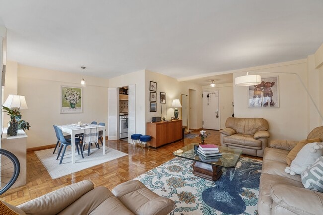 Foto del edificio - 420 E 64th St