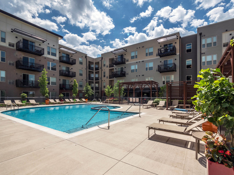 Tapestry Glenview Rentals - Northbrook, IL | Apartments.com