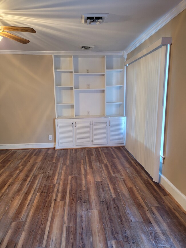 Building Photo - 3135 Brooks Farm Rd
