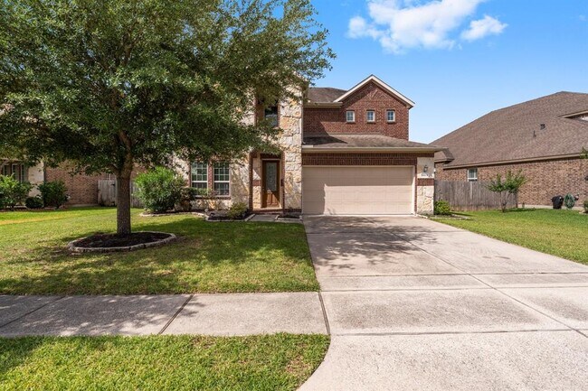 Foto del edificio - 18115 Fernwood Bend Dr