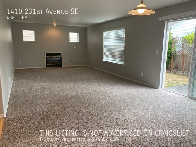 Building Photo - Prime Location in Sammamish - 4 Bedroom Ho...