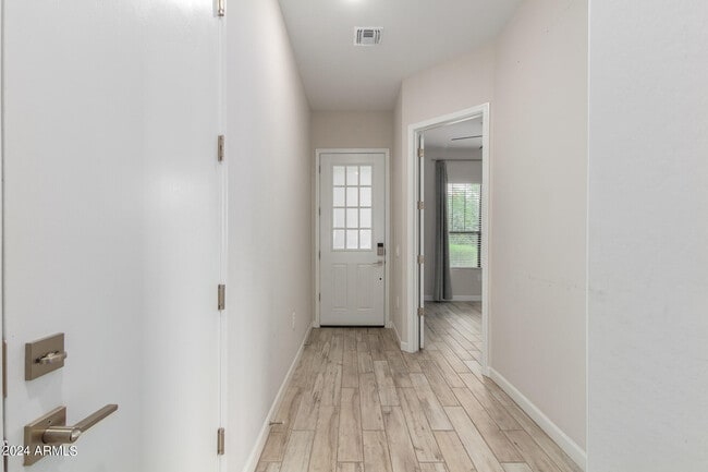 Building Photo - 17719 N 50th Way
