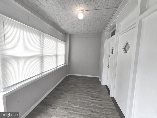 Foto del edificio - 259 W Ruscomb St