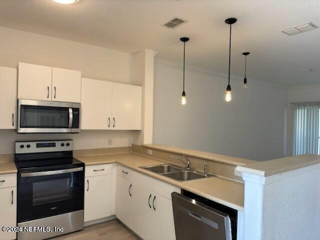 Foto del edificio - 8290 Gate Pkwy W