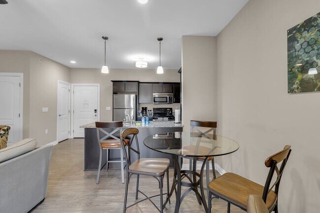 Foto del edificio - 2493 Sweet Home Rd