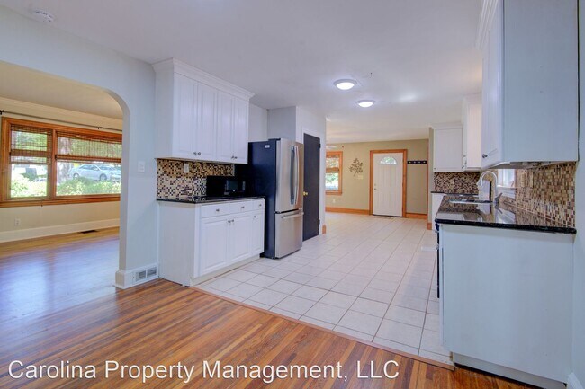 Building Photo - 3 br, 2 bath House - 5009 Lochlain Dr