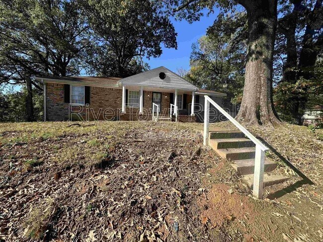 Building Photo - 3265 Hanna Dr