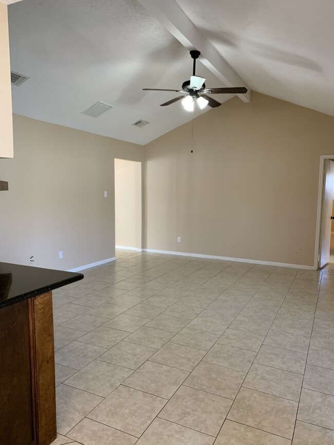 Building Photo - 6923 Fox Knoll Ln