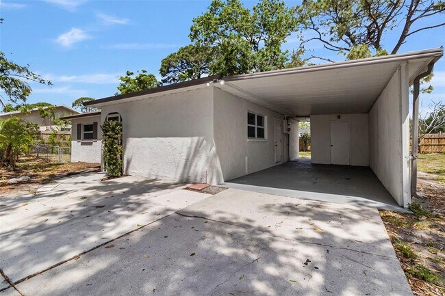 Building Photo - 4087 Vana Dr