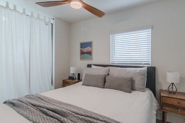 Foto del edificio - 2710 Amherst Ave