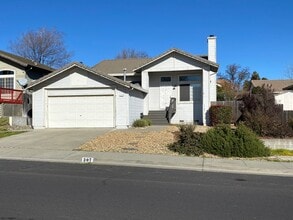 Building Photo - 207 San Leon Dr