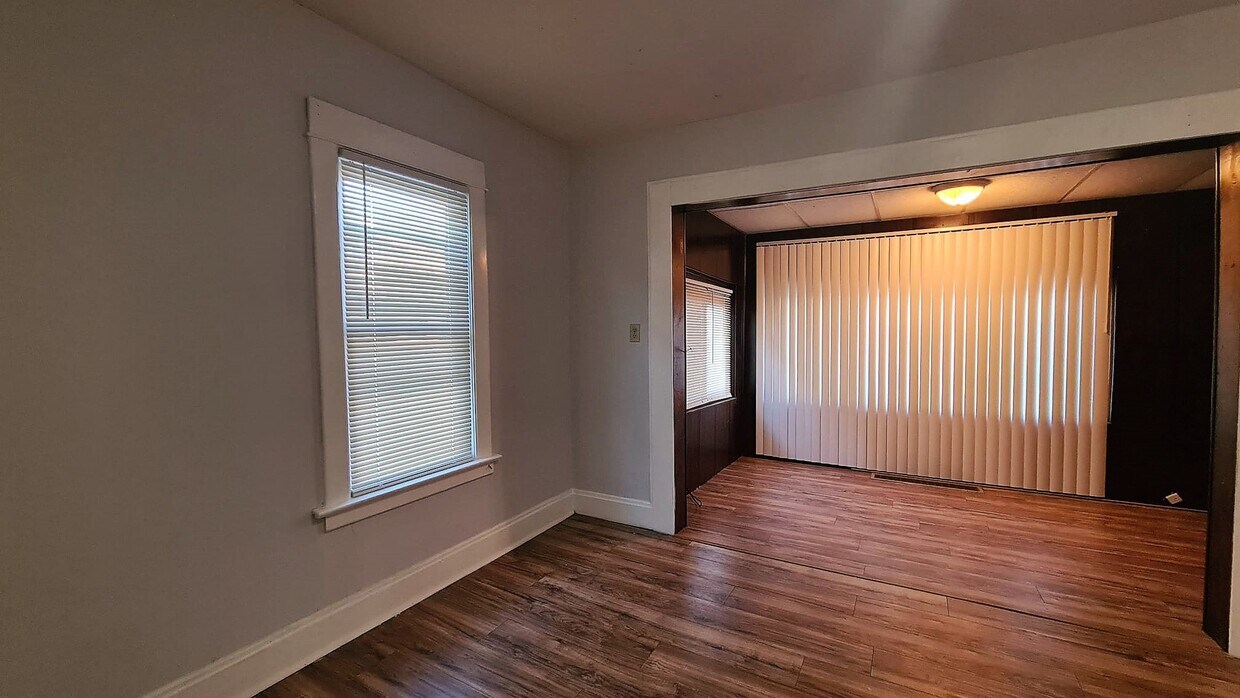 Living Room - 406 McKinley Ave