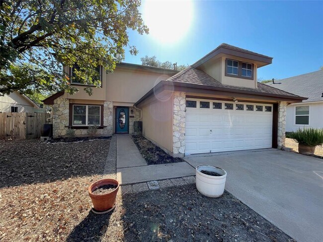 Building Photo - 4009 Alexandria Dr