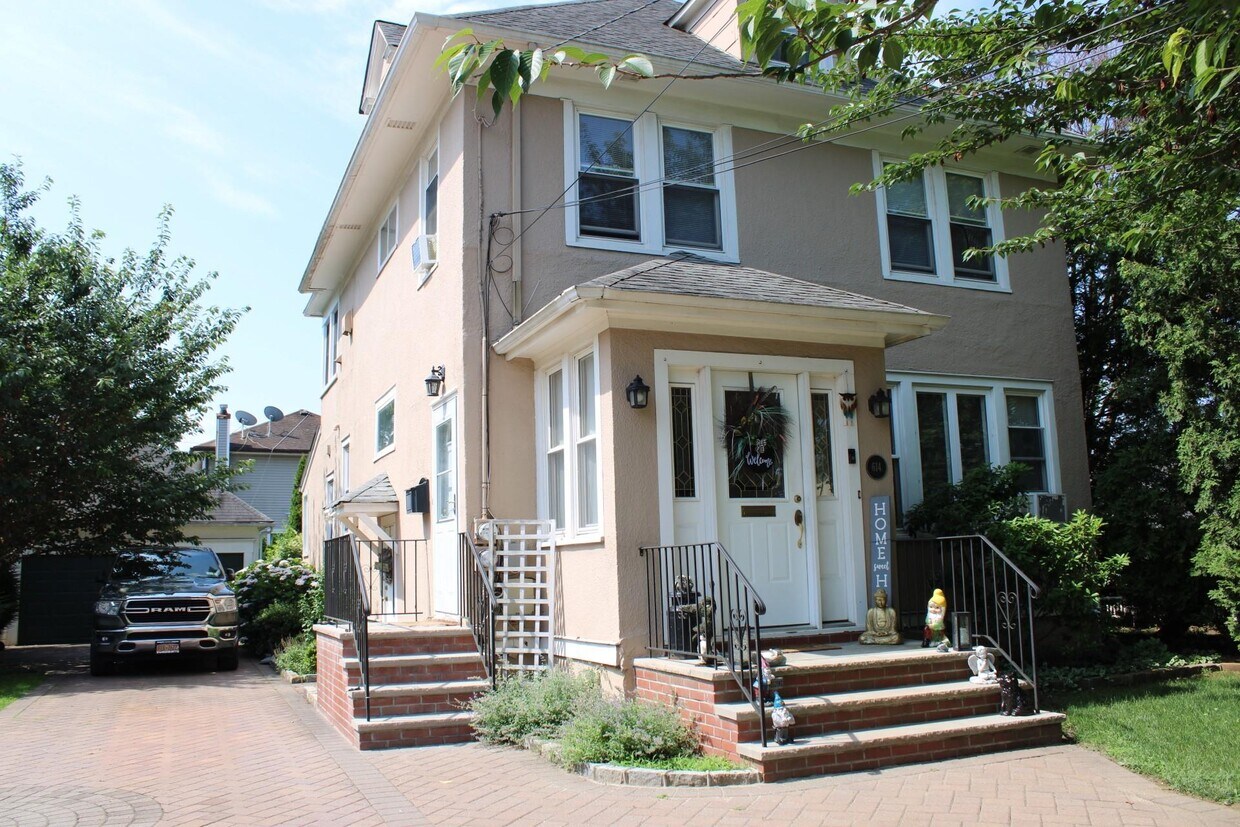 Foto principal - 614 5th Ave