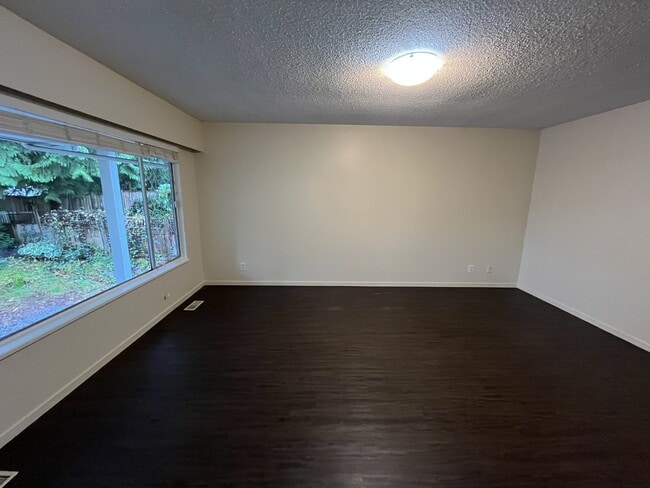 Building Photo - 656 Gatensbury St