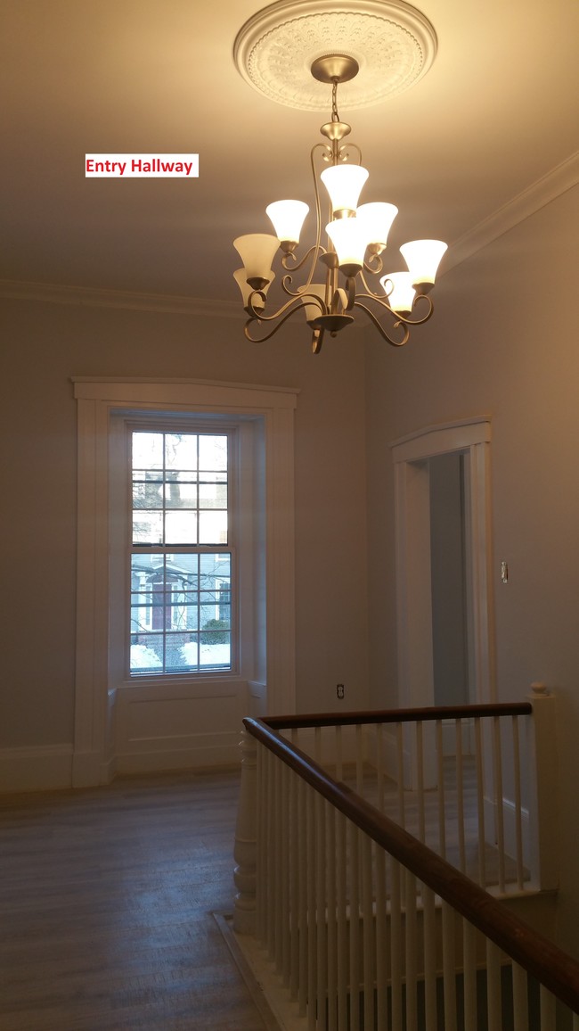 Entry Hallway - 66 Hampshire St