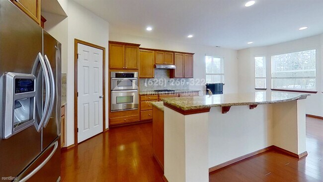 Foto del edificio - 5 br, 3 bath House - 3426 171st Pl SE -