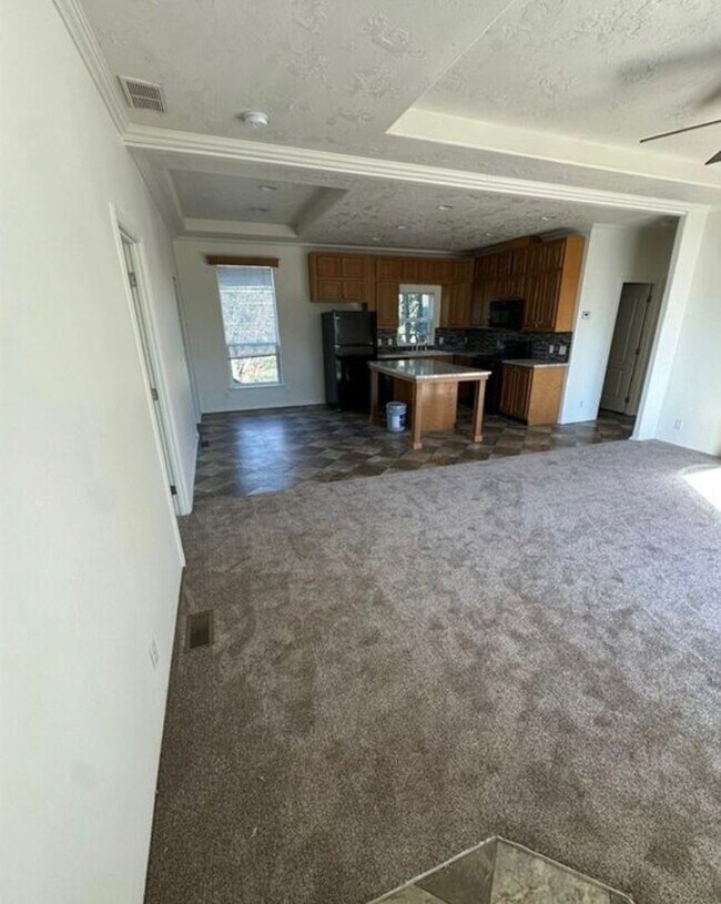 Foto del edificio - 3Bd 2bath  ****HOUSE IS FOR SALE***12 Mo. Lease will still be honored