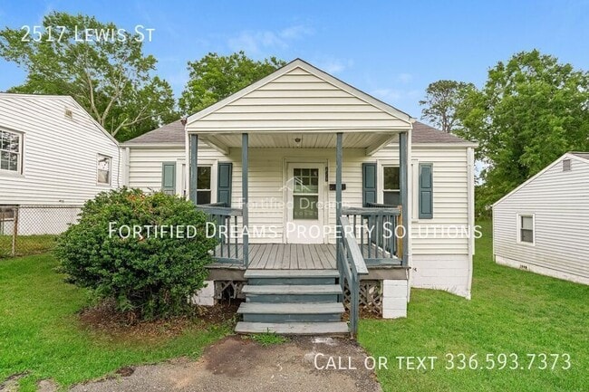 Building Photo - 2517 Lewis St