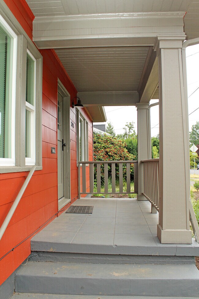 Building Photo - Quintessential Beaumont-Wilshire Bungalow ...