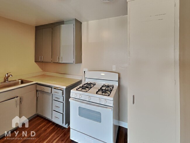 Foto del edificio - 5424 St Mark Ave