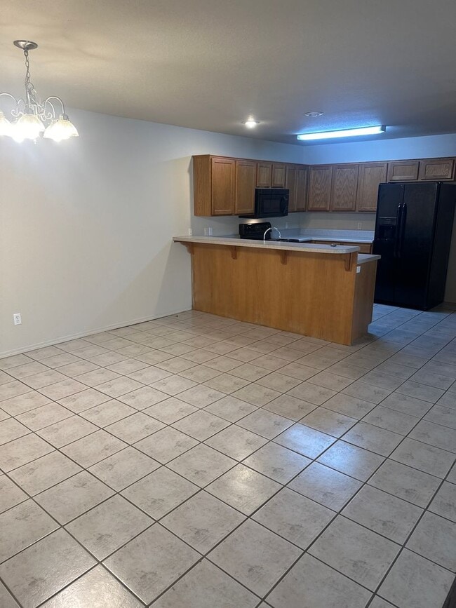Building Photo - 1115 GRINNELL Cir
