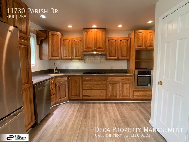 Building Photo - 3 Bedroom House