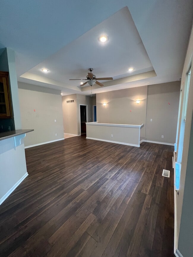 Building Photo - 1814 Villa Dr