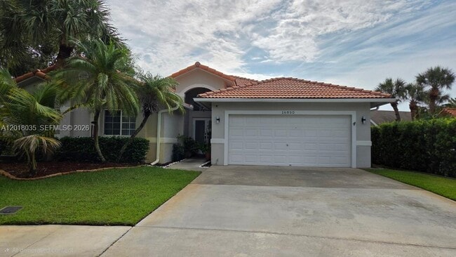 Foto del edificio - 16850 Crestview Ln