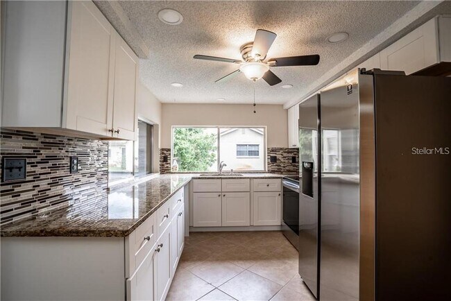 Building Photo - 12217 Buttonwood Row