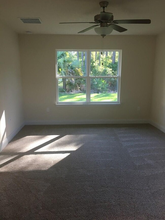 Foto del edificio - 25 Lindberg Ln
