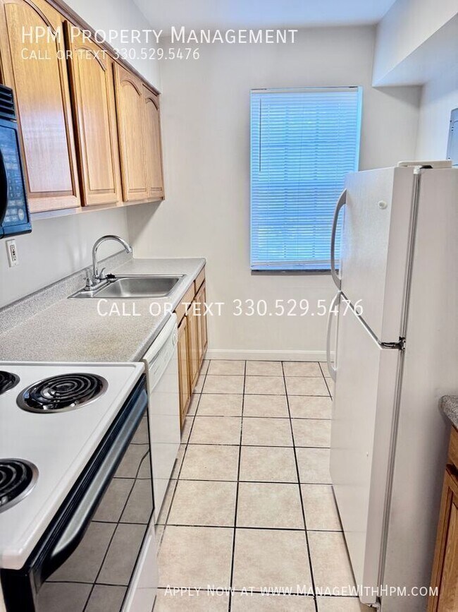 Foto del edificio - 3310 Warrensville Center Rd