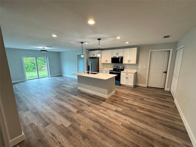 Building Photo - 18305 Eblis Ave