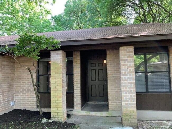 Building Photo - 6503 Columbia Oaks Ct