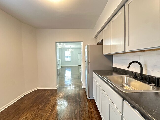 Foto del edificio - 5334 W Stiles St