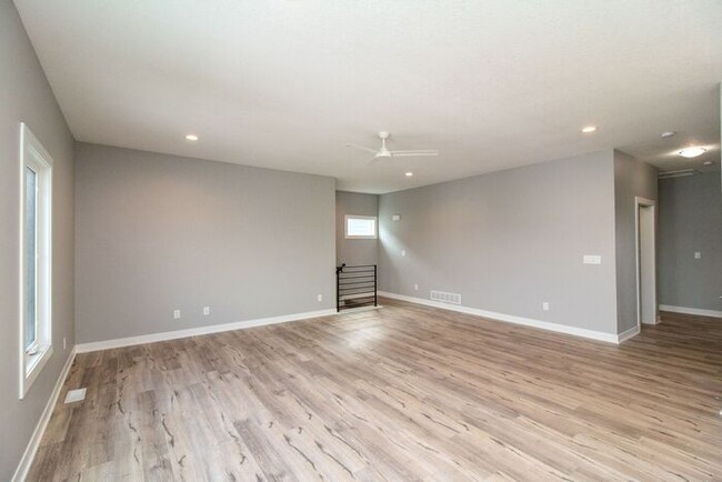 Foto del edificio - 1120 NE 19th ST