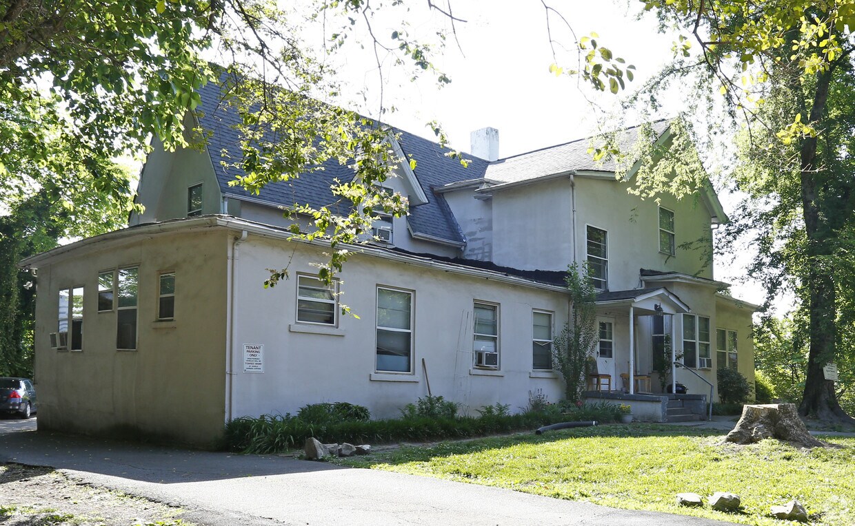 Primary Photo - 1117 Laurel Ave SW