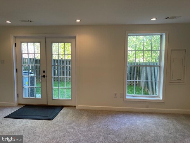 Foto del edificio - 25 Capps Ct