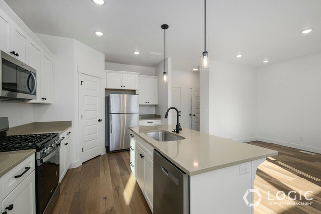 Foto del edificio - Brand New Townhome in Lehi Utah!