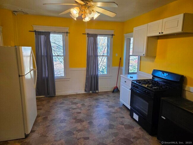 Foto del edificio - 67 Fox St