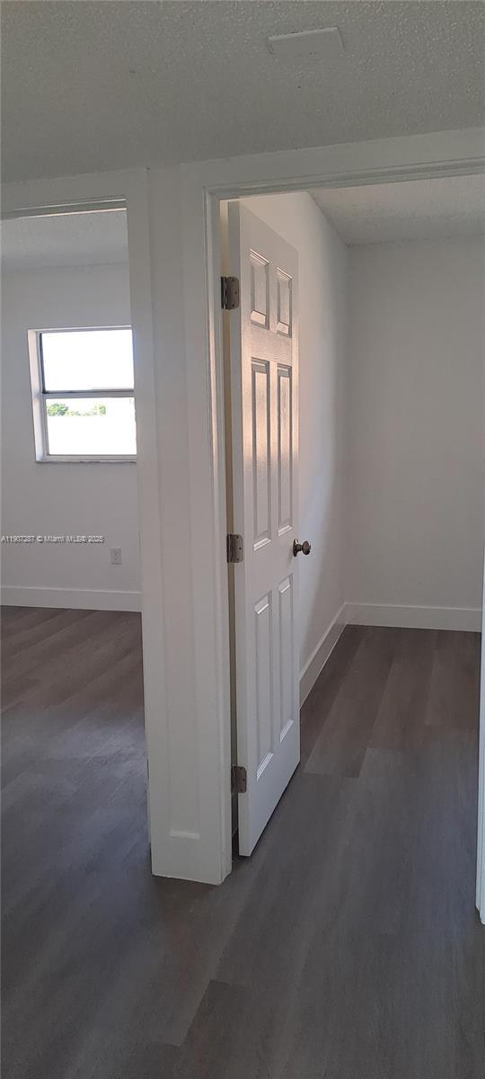 Foto del edificio - 5421 W 24th Ave