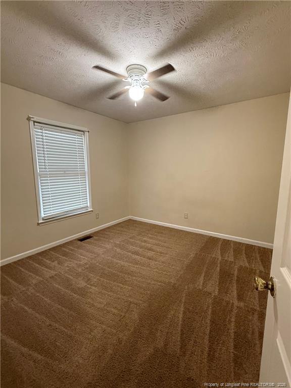 Foto del edificio - 6731 Winchester St