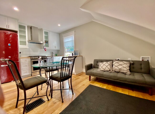 Building Photo - 50 College Ave