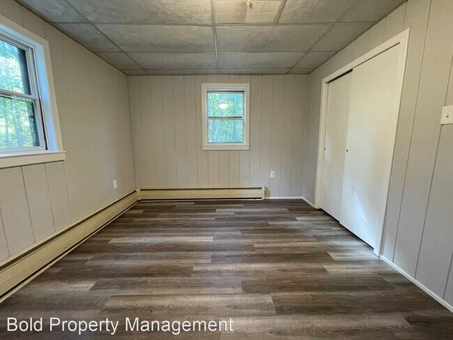 Building Photo - 3 br, 2 bath House - 26 Larch Ln