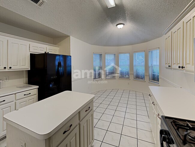 Building Photo - 9084 Stillwater Trail